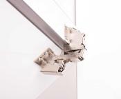 CHARNIERE POUR ARMOIRE CARAVANE avec soft close system - BOITE DE 2