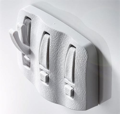 Crochet mural avec fonction de poussée simple