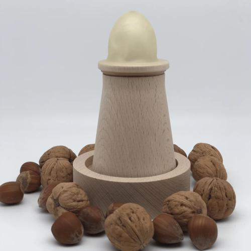 CASSE NOIX ET NOISETTES EN BOIS MOHA