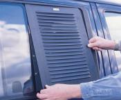 LOT 2 GRILLES DE VENTILATION G ET D POUR CABINE OPEL MOVANO/ MASTER 3 / NISSAN INTERSTAR